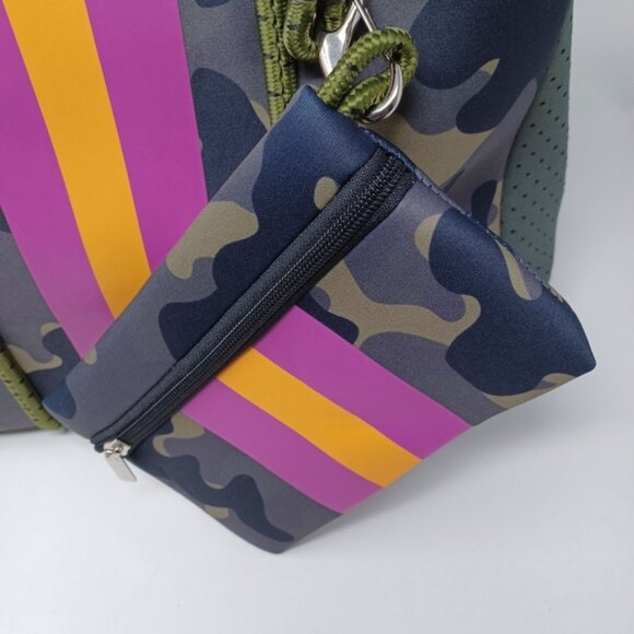 Camo Print Versatile Tote Bag | NWT | Large Size | Bold Pink and Orange Detail - Picture 6 of 9